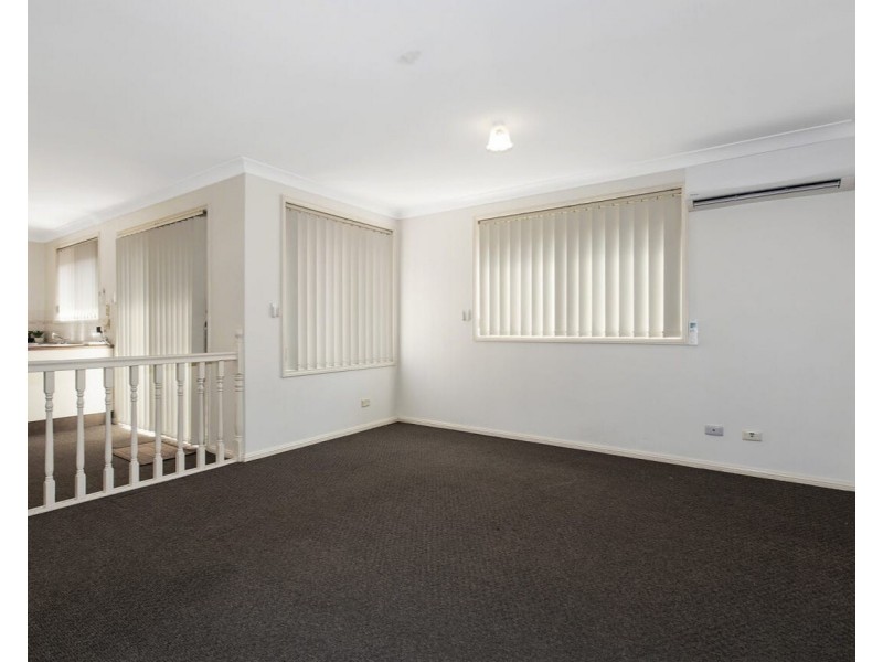 2/62 Watkin Avenue, Woy Woy NSW 2256