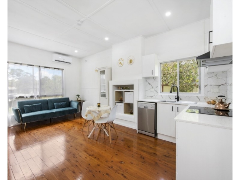 36 Inderan Avenue, Lake Haven NSW 2263