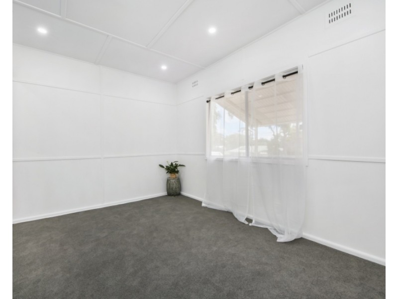 36 Inderan Avenue, Lake Haven NSW 2263