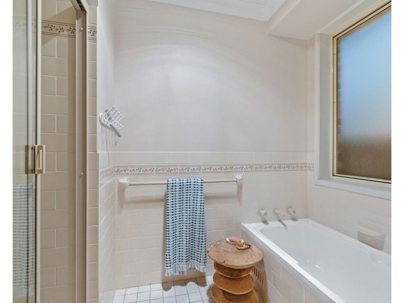 53 Bronzewing Drive, Erina NSW 2250