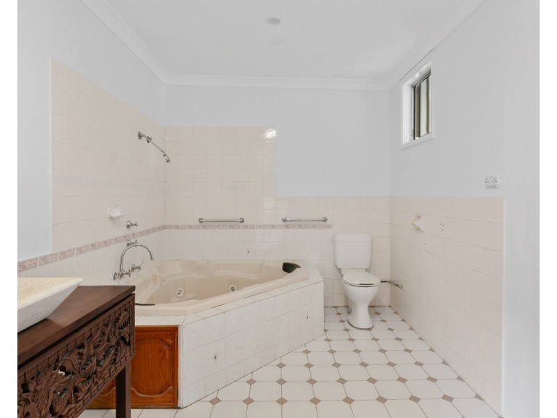40 Maitland Road, Springfield NSW 2250