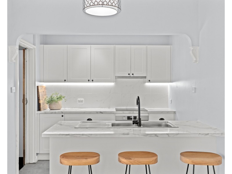 156 Wells Street, Springfield NSW 2250