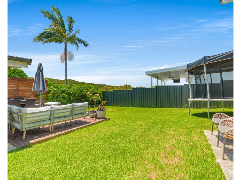 156 Wells Street, Springfield NSW 2250