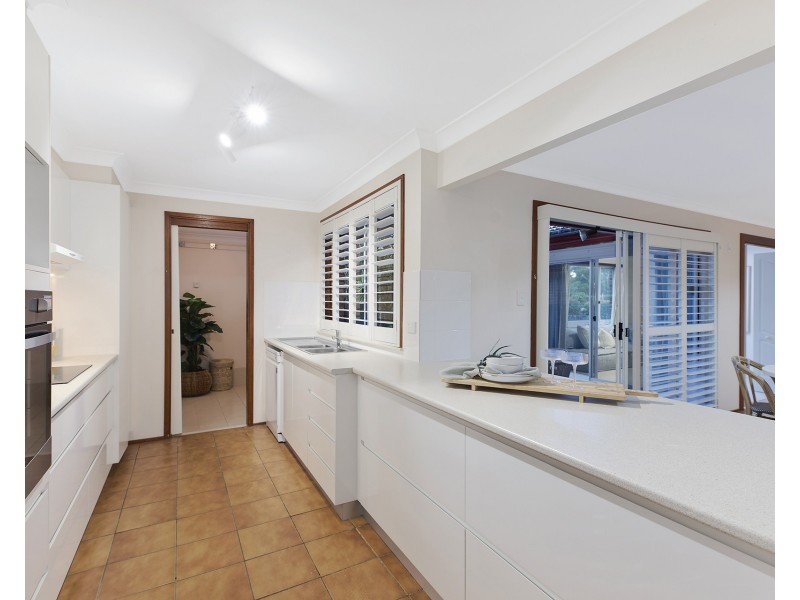 22 Howard Avenue, Green Point NSW 2251