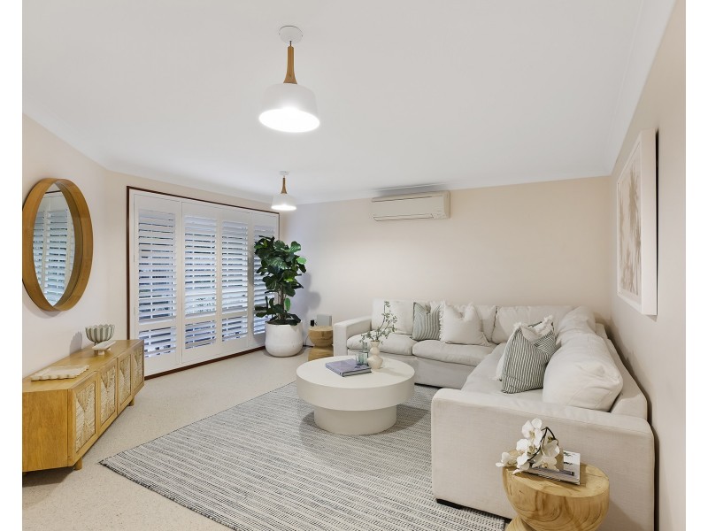 22 Howard Avenue, Green Point NSW 2251