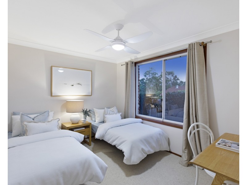 22 Howard Avenue, Green Point NSW 2251
