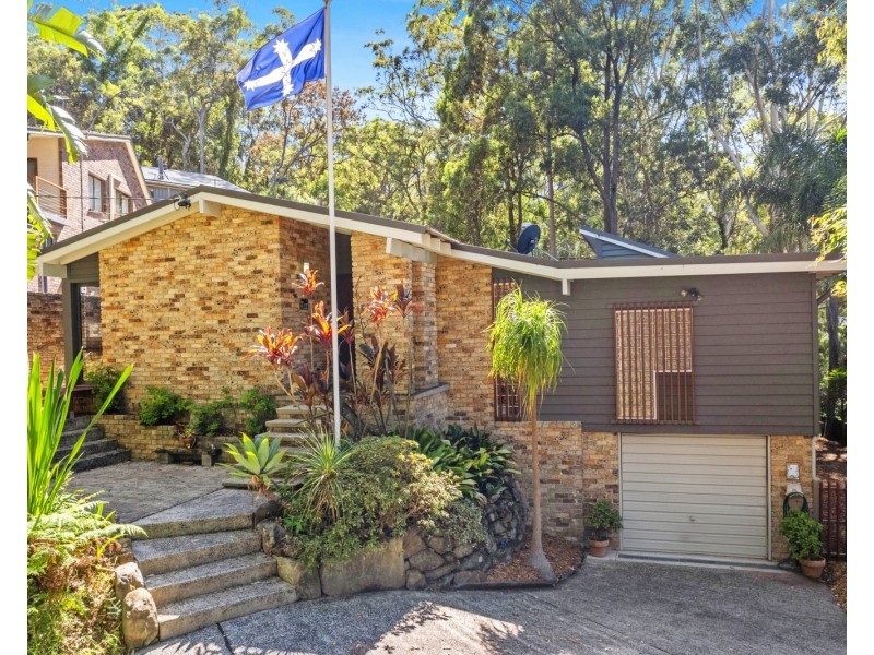 65 Bay View Avenue, East Gosford NSW 2250