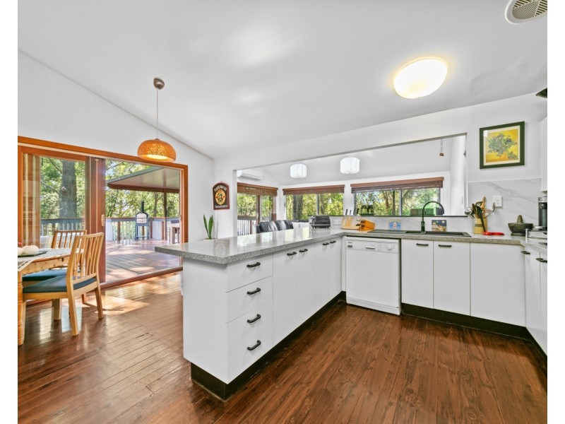 65 Bay View Avenue, East Gosford NSW 2250