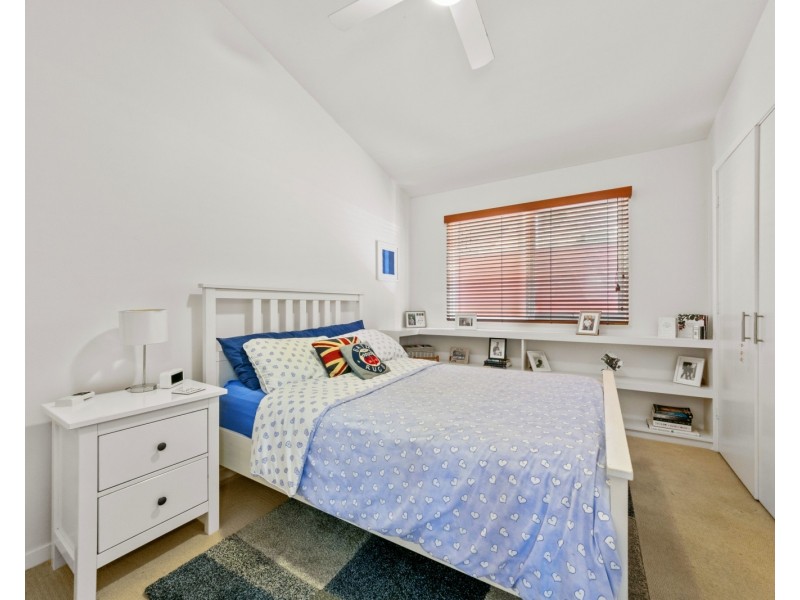 65 Bay View Avenue, East Gosford NSW 2250