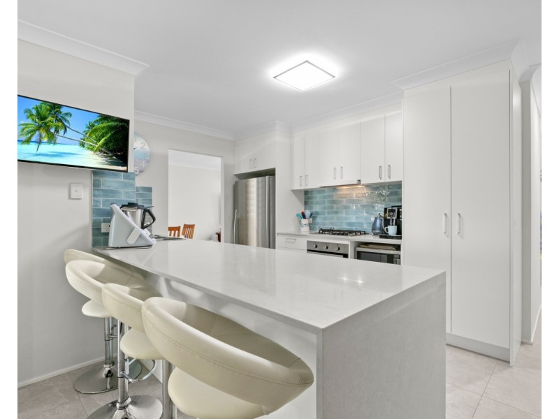 4 Stacey Close, Kariong NSW 2250