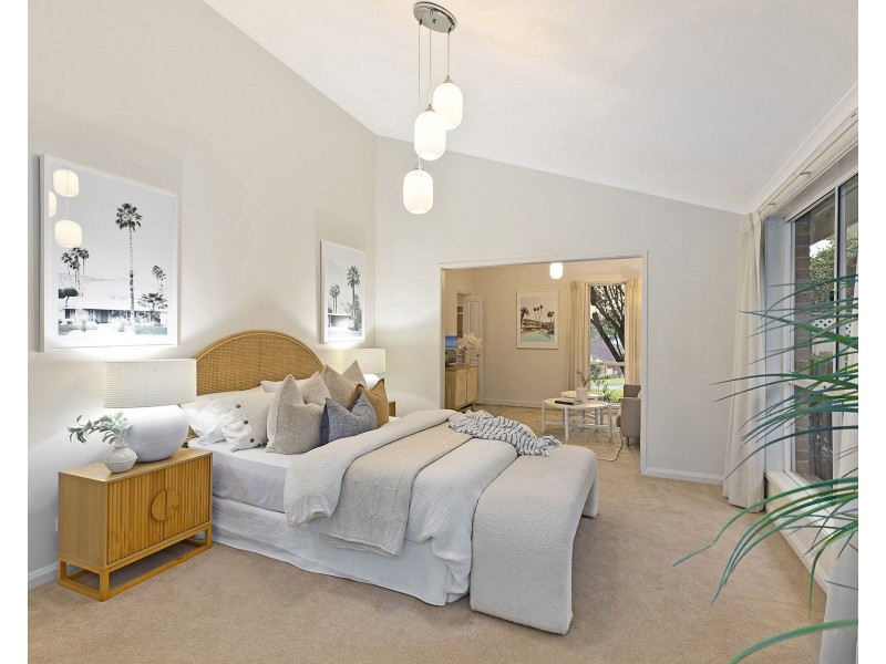 8 Fox Glove Close, Green Point NSW 2251