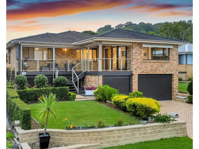 21 Matthews Parade, Point Clare NSW 2250