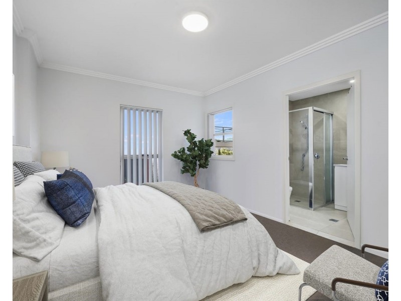 2/77 Faunce Street, Gosford NSW 2250