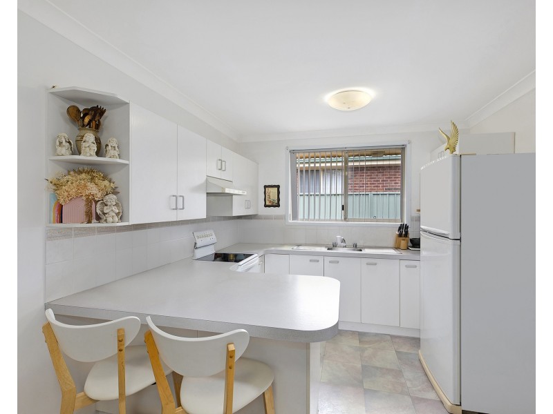 14 Churchill Crescent, Windermere Park NSW 2264