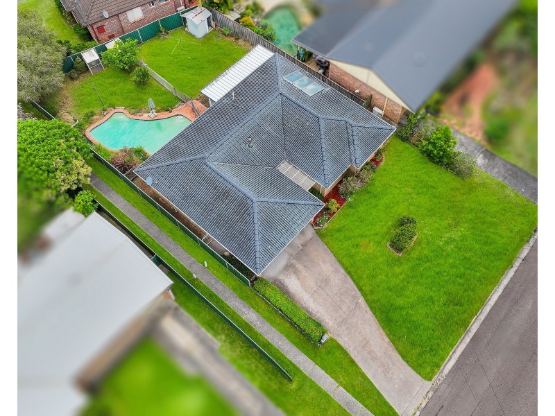 8 Haggerty Close, Narara NSW 2250