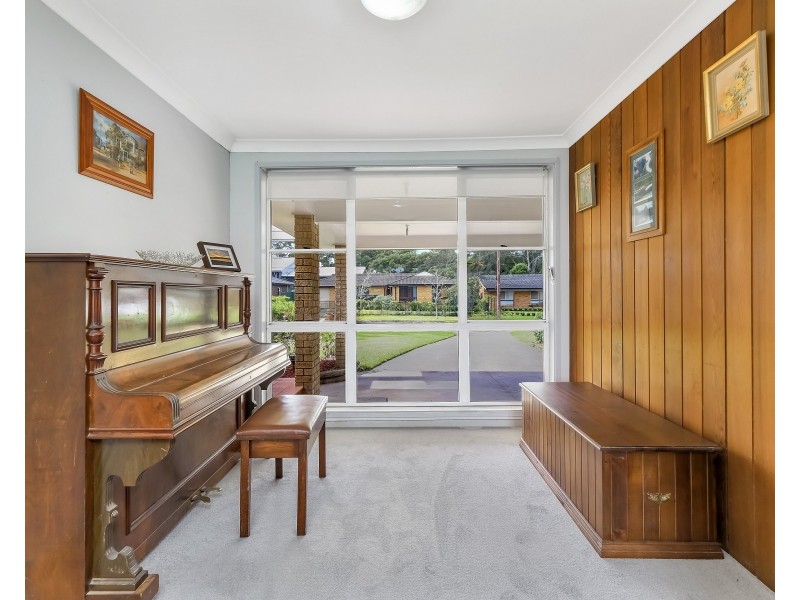 8 Haggerty Close, Narara NSW 2250