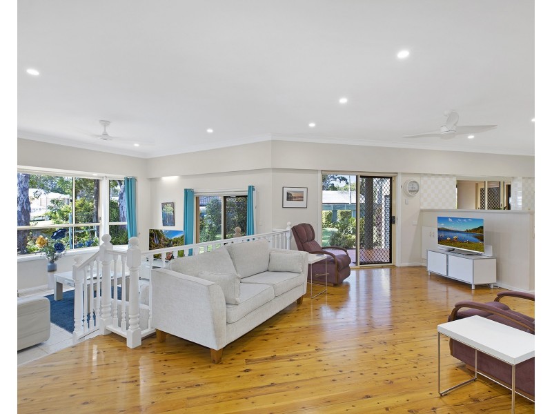 23 Ginganup Road, Summerland Point NSW 2259