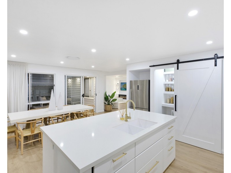 26 Hawkesbury Close, Bateau Bay NSW 2261