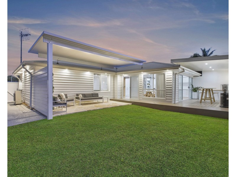 26 Hawkesbury Close, Bateau Bay NSW 2261