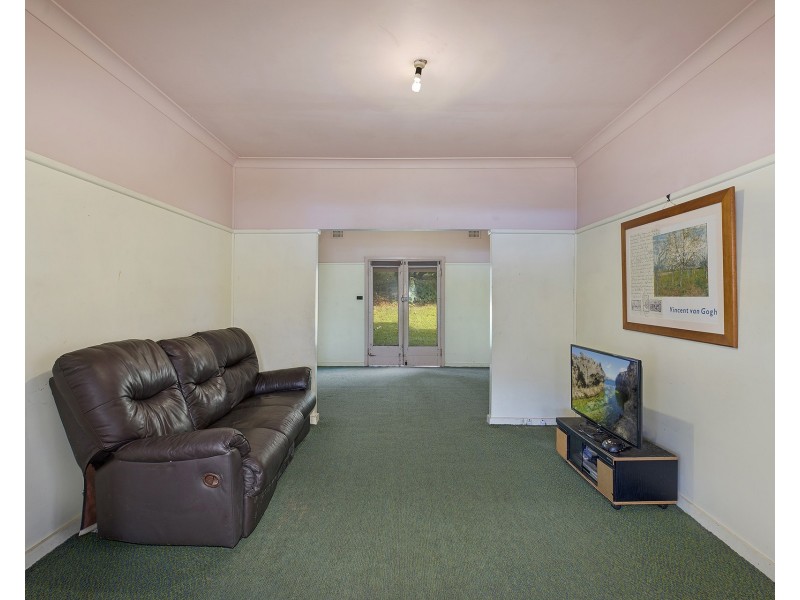 12 Parry Avenue, Terrigal NSW 2260
