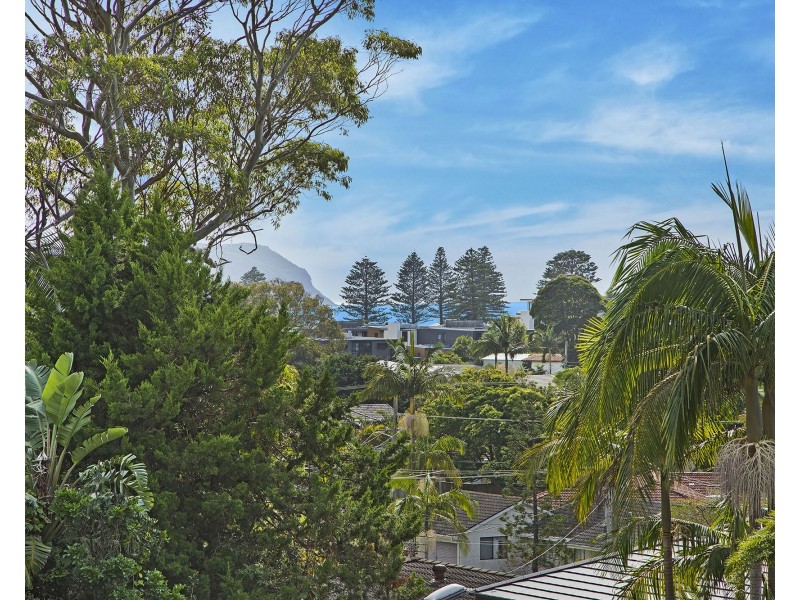 12 Parry Avenue, Terrigal NSW 2260