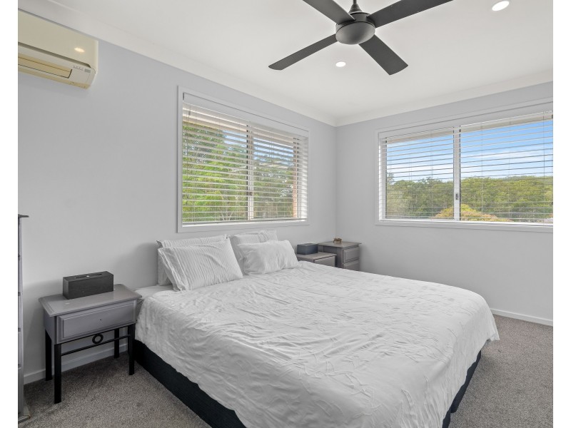 11 Blue Wren Close, Green Point NSW 2251
