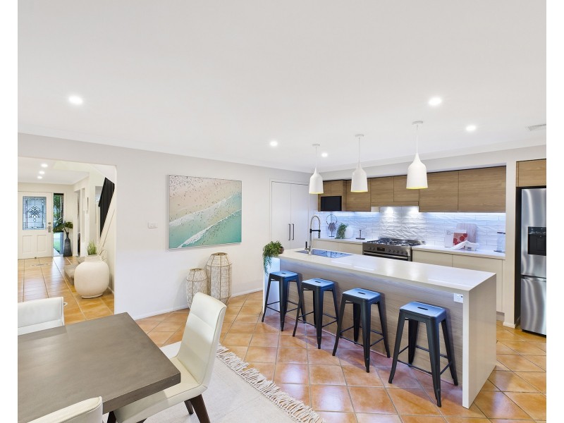 11 Eggeling Street, Erina NSW 2250