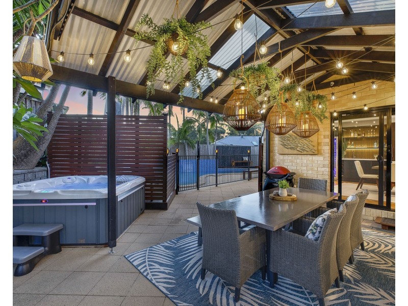 11 Eggeling Street, Erina NSW 2250