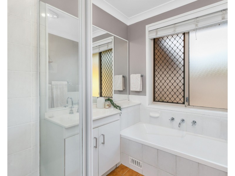 6B Coraki Close, Ourimbah NSW 2258