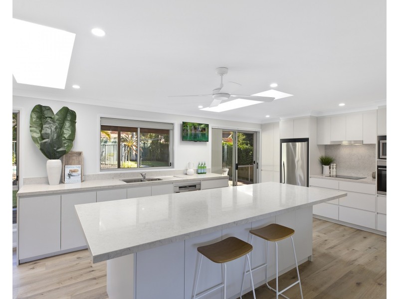 12 Loxton Avenue, Wamberal NSW 2260