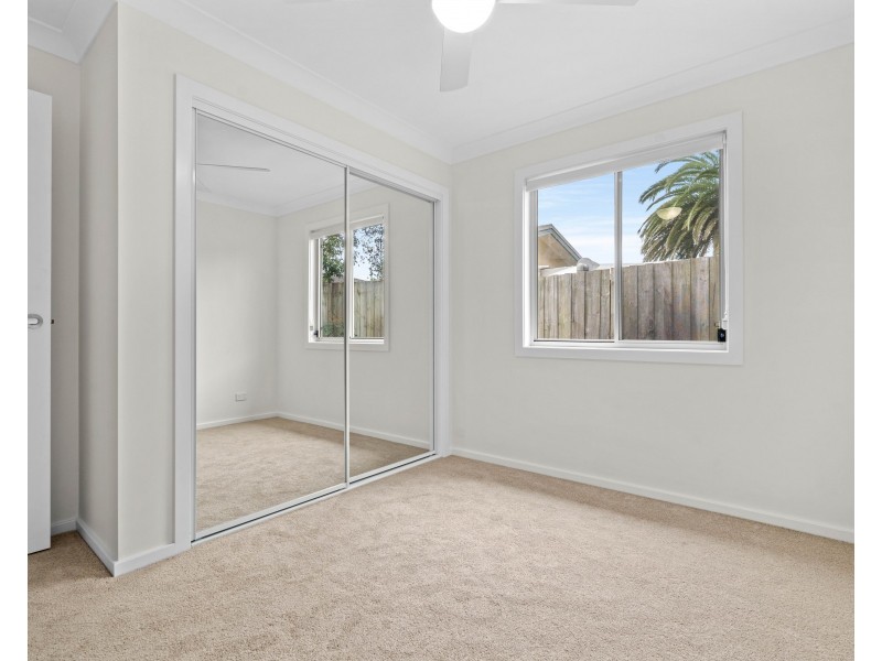 15A Panorama Parade, Berkeley Vale NSW 2261