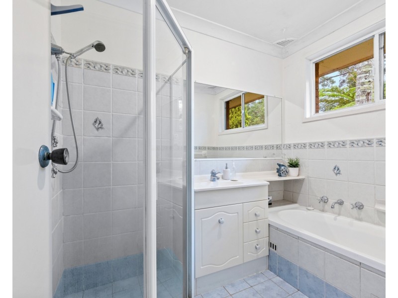 36 Pinetop Avenue, Narara NSW 2250