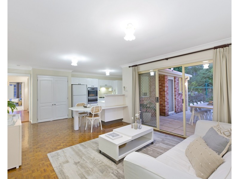 9 Stephen Close, Green Point NSW 2251