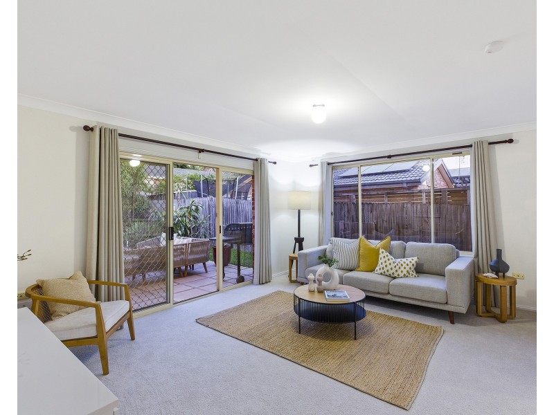 9 Stephen Close, Green Point NSW 2251