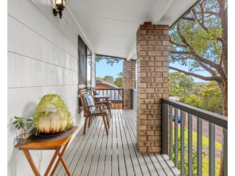 28 Jeannie Crescent, Berkeley Vale NSW 2261
