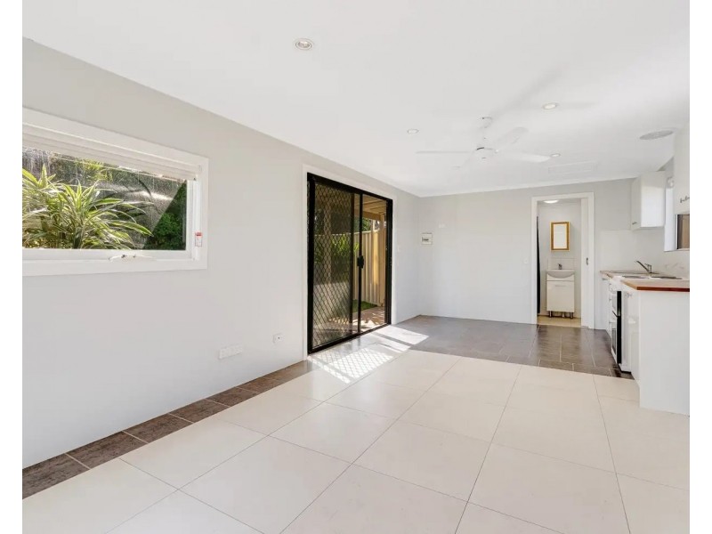 42a Watkin Avenue, Woy Woy NSW 2256