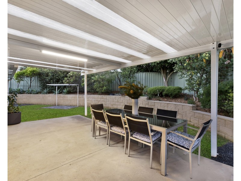 2 Lancaster Parade, Bateau Bay NSW 2261