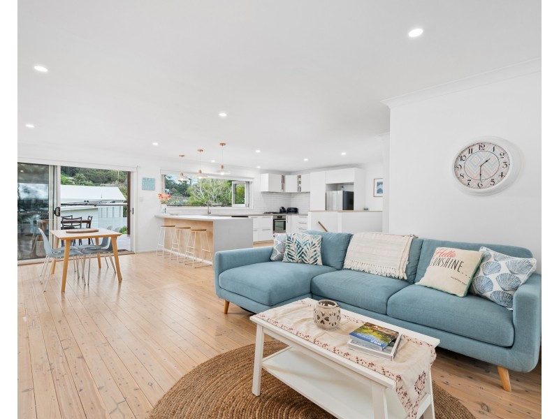 12 Barooga Road, Wamberal NSW 2260