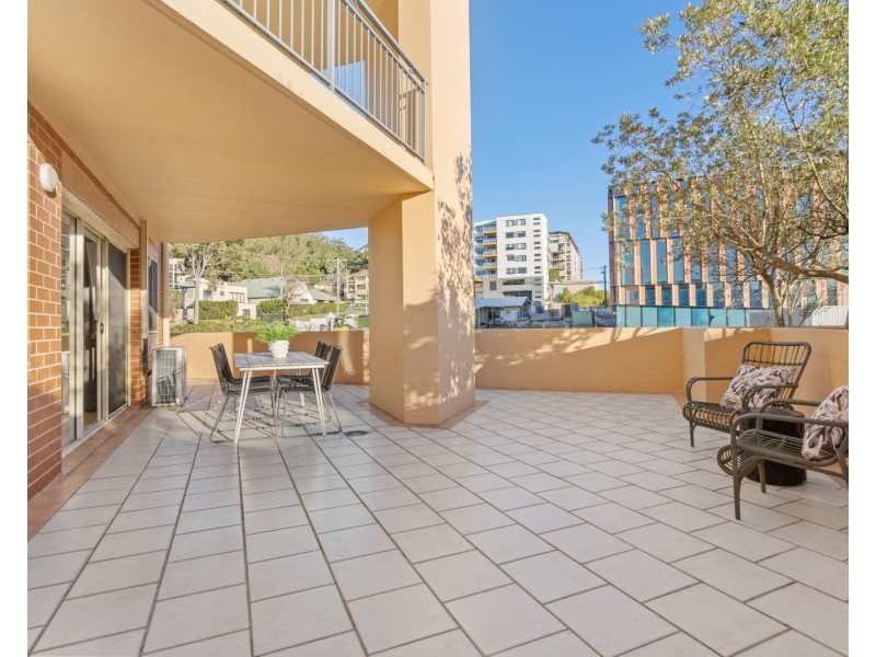 4/12-14 Hills Street, Gosford NSW 2250