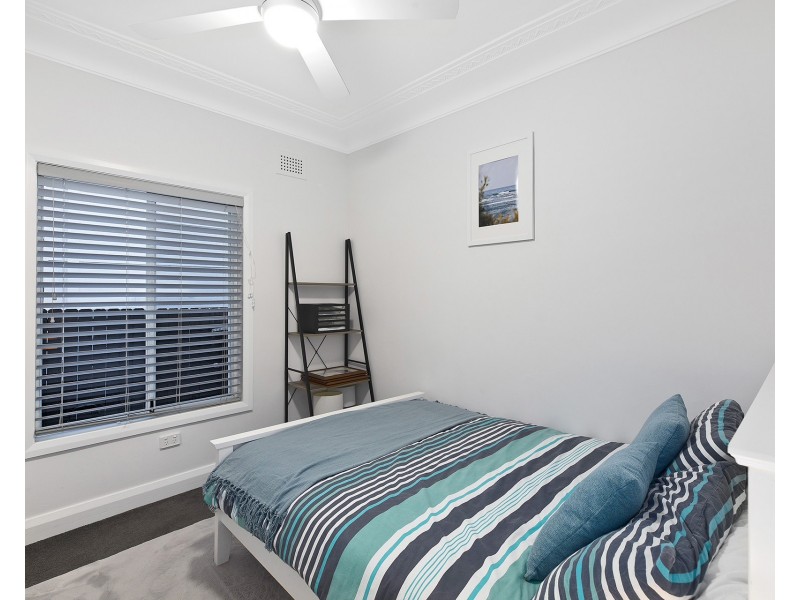 14 Cranbrook Crescent, Killarney Vale NSW 2261