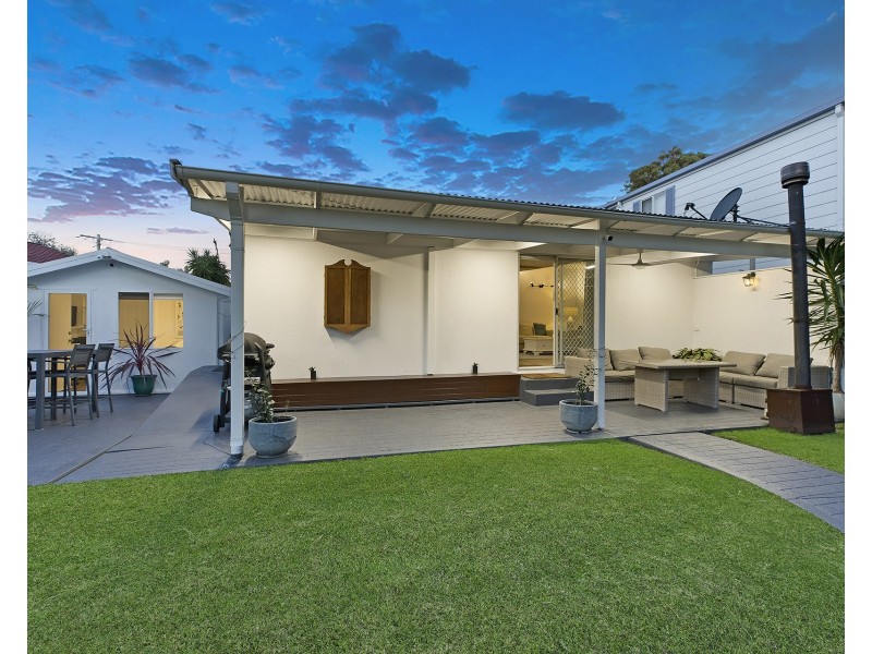 14 Cranbrook Crescent, Killarney Vale NSW 2261
