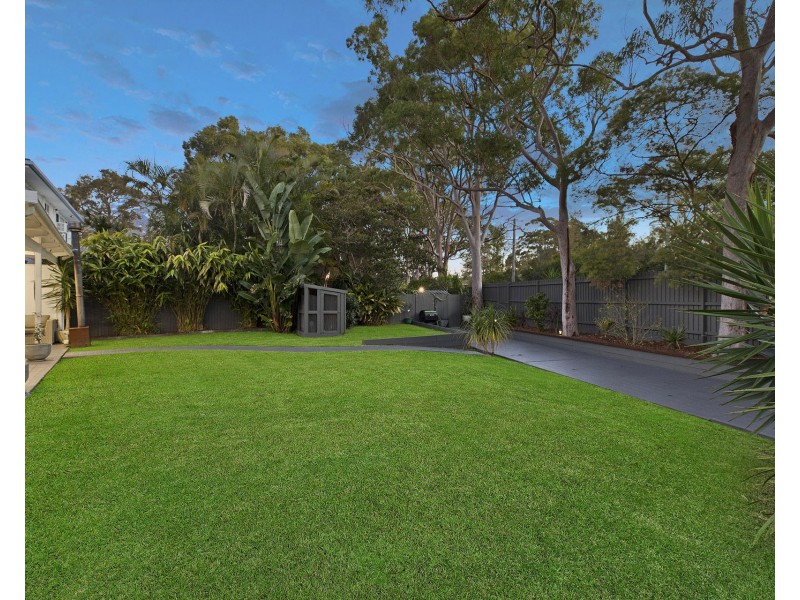 14 Cranbrook Crescent, Killarney Vale NSW 2261