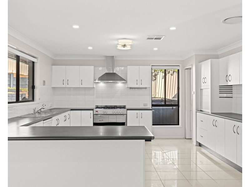 42 Golden Grove Circuit, Terrigal NSW 2260