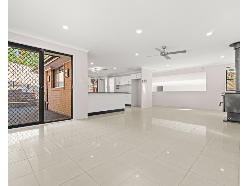 42 Golden Grove Circuit, Terrigal NSW 2260