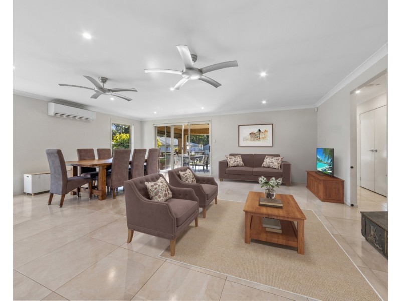 10 Bristowe Close, Ourimbah NSW 2258