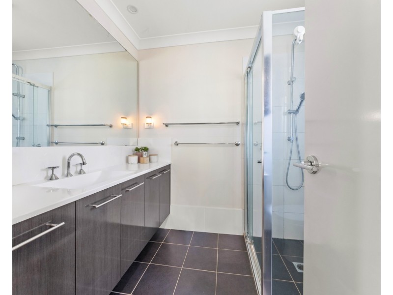 10 Bristowe Close, Ourimbah NSW 2258