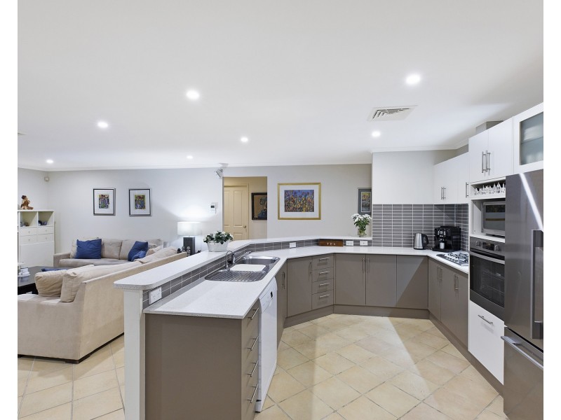 15 Glen Eagles Crescent, Terrigal NSW 2260
