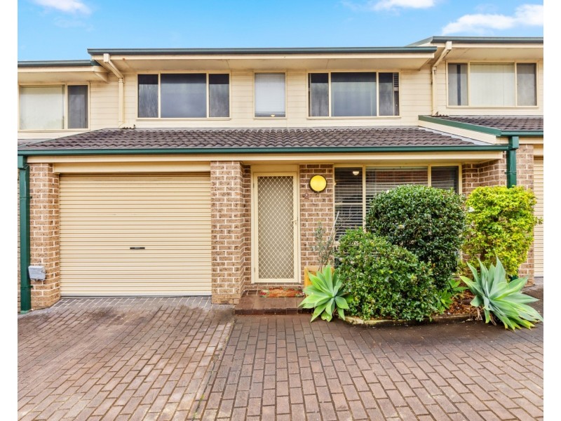 2/24 Melbourne Street, East Gosford NSW 2250