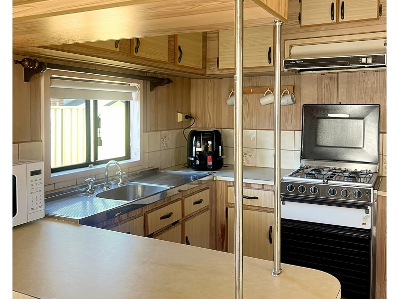 52 Pacific Highway, Ourimbah NSW 2258