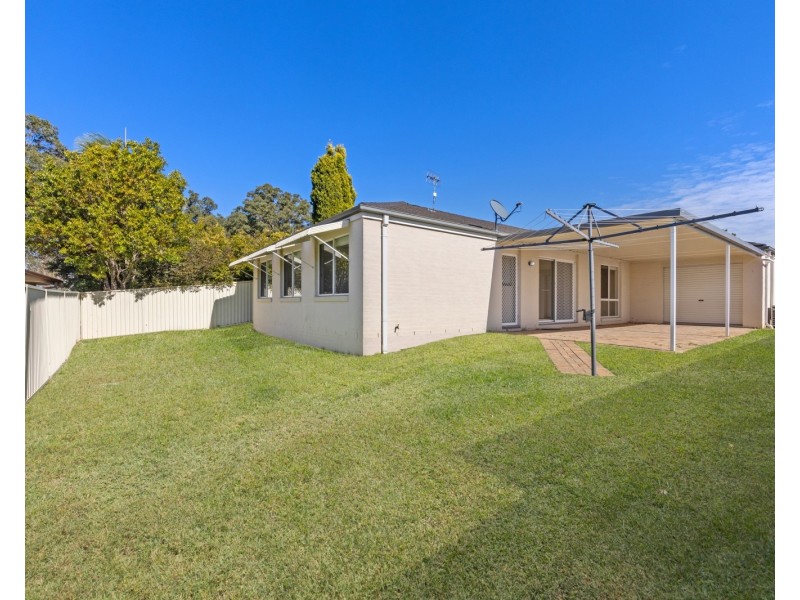 4 Bangalay Close, Blue Haven NSW 2262